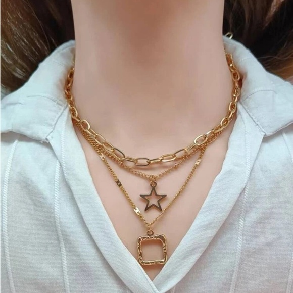 Gold Square Star Layered Necklace - Picture 1 of 3